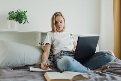 Rente op studieschuld naar 2,7 procent: versneld aflossen of toch niet?
