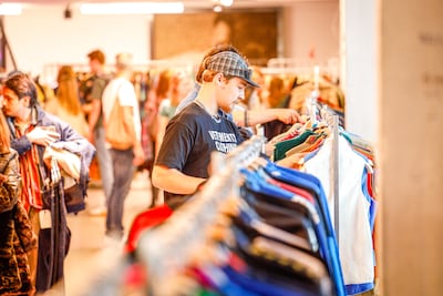 Hip én duurzaam: grootste vintage kledingmarkt van Europa in Amersfoort