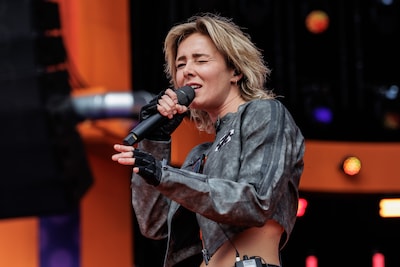 Sera performs Pride anthem Girls who like girls this weekend: 'I Googled whether we could walk down the street holding hands'