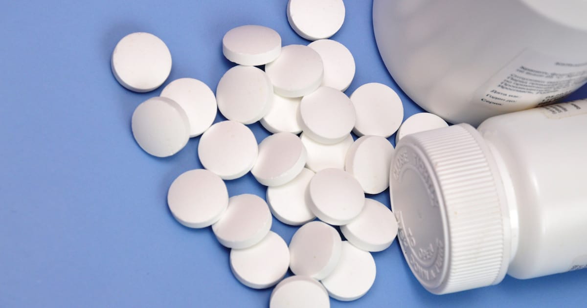 Agenten vinden 46.000 ‘benzo’s’ in de auto van S.: ‘Als ik dit wist, had ik de pillen in het water g