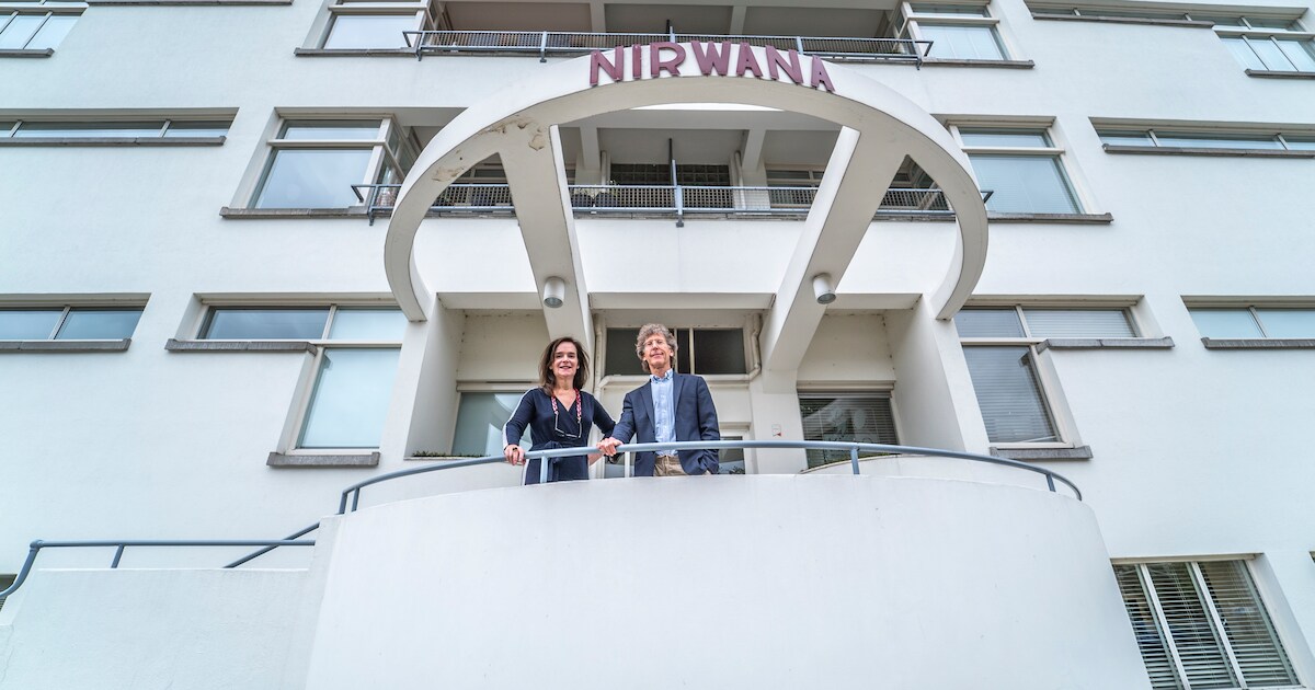 Wonen en werken in ‘s lands eerste flat: ‘Daar gebeuren spannende dingen, dacht ik altijd’ | Den Haa