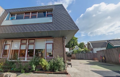 Omwonenden tegen verlenging onderwijsfunctie van ‘klankkast’