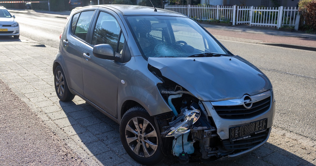 Fatbiker zwaargewond na aanrijding in Haarlem, straat afgesloten