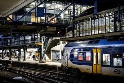 Agent mishandeld op station in Den Bosch: ‘Mocht niet plassen op het perron’
