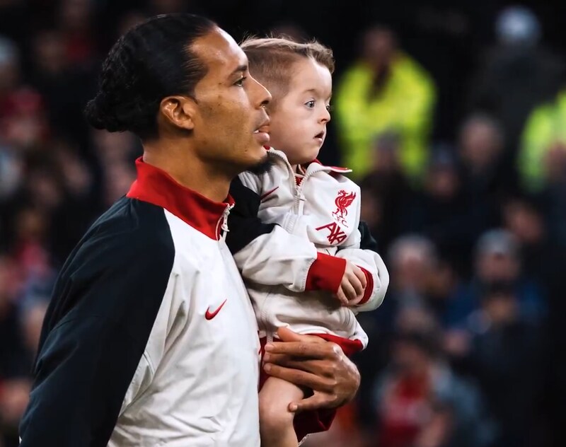Virgil van Dijk verovert harten in Liverpool met speciale verrassing voor  jonge fan met Wolf-Hirschhorn syndroom | Sport | AD.nl
