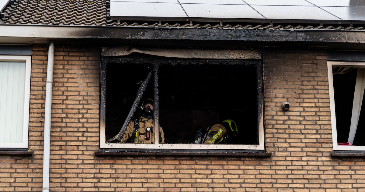 Woning in Hoek van Holland onbewoonbaar na uitslaande brand