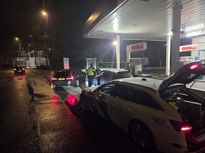 Man (22) heeft Bob-sleutelhanger bij zich, maar rijdt veel te hard onder invloed van drank én drugs