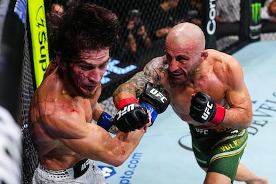 UFC 333: Volkanovski domineert ongeslagen opponent, Yan maakt comeback om van te dromen