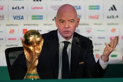 Voetbalpodcast | ‘Behalve Infantino zelf snapt niemand iets van zijn plannen met de FIFA’