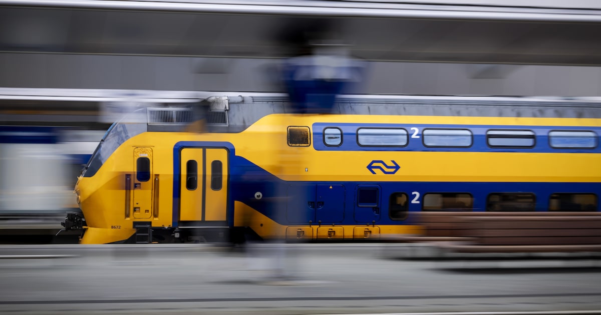 Geen treinen tussen Alkmaar en Uitgeest door aanrijding bij Heiloo
