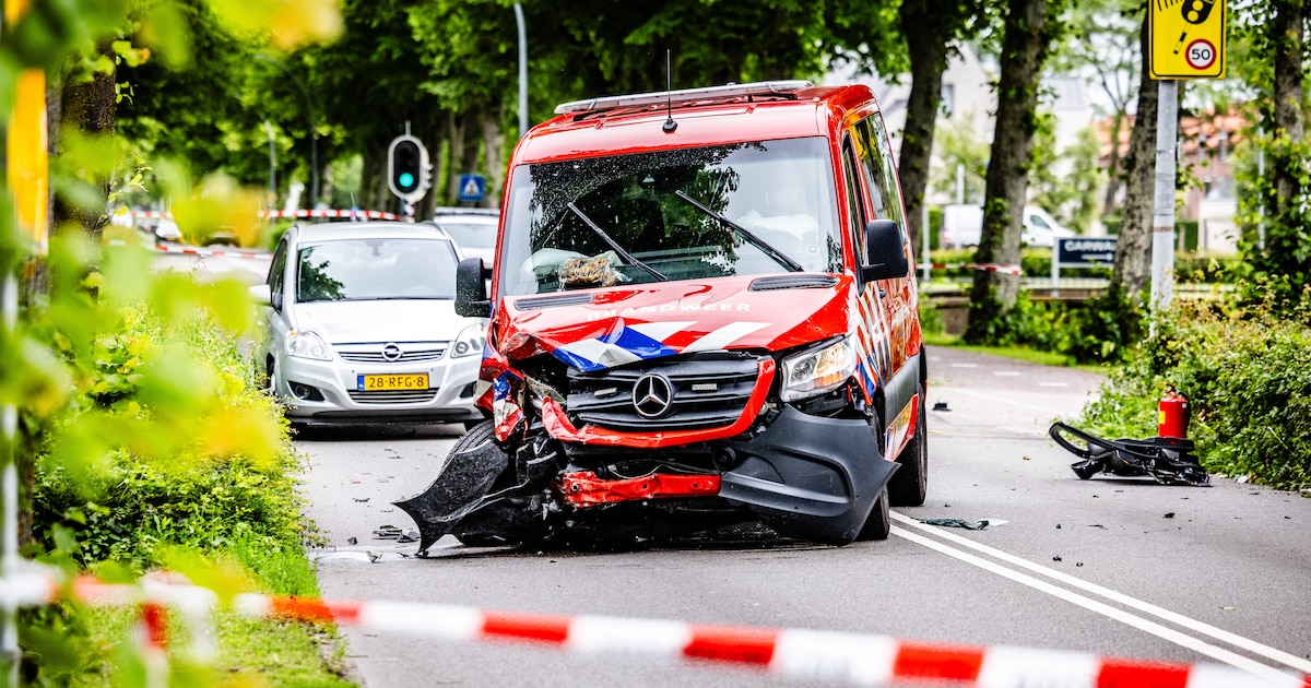 Meerdere gewonden bij ongeval met brandweervoertuig in Oud-Beijerland