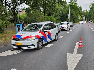 Automobilist aangehouden na tanken zonder betalen, politie treft valse kentekenplaten aan