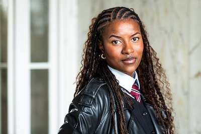 Chanty (33) werd depressie in gepest met woorden, nu gebruikt ze taal als positieve kracht: ‘Gaf hou