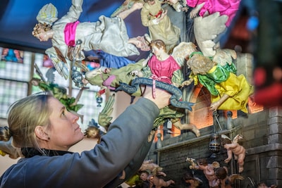 De mooiste kerststal van Nederland is niet meer weg te denken uit Utrecht: ‘Je ziet telkens iets nie