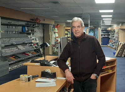 Holster na ruim 100 jaar dicht: ‘Tot internet de overhand kreeg, deed de winkel het goed’