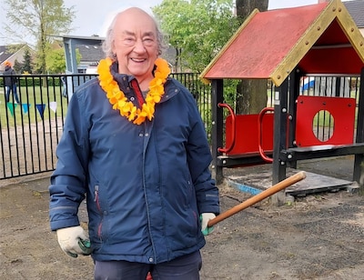 Tragische dood van ‘de man met de hark en kruiwagen’ is klap voor school in Voorst