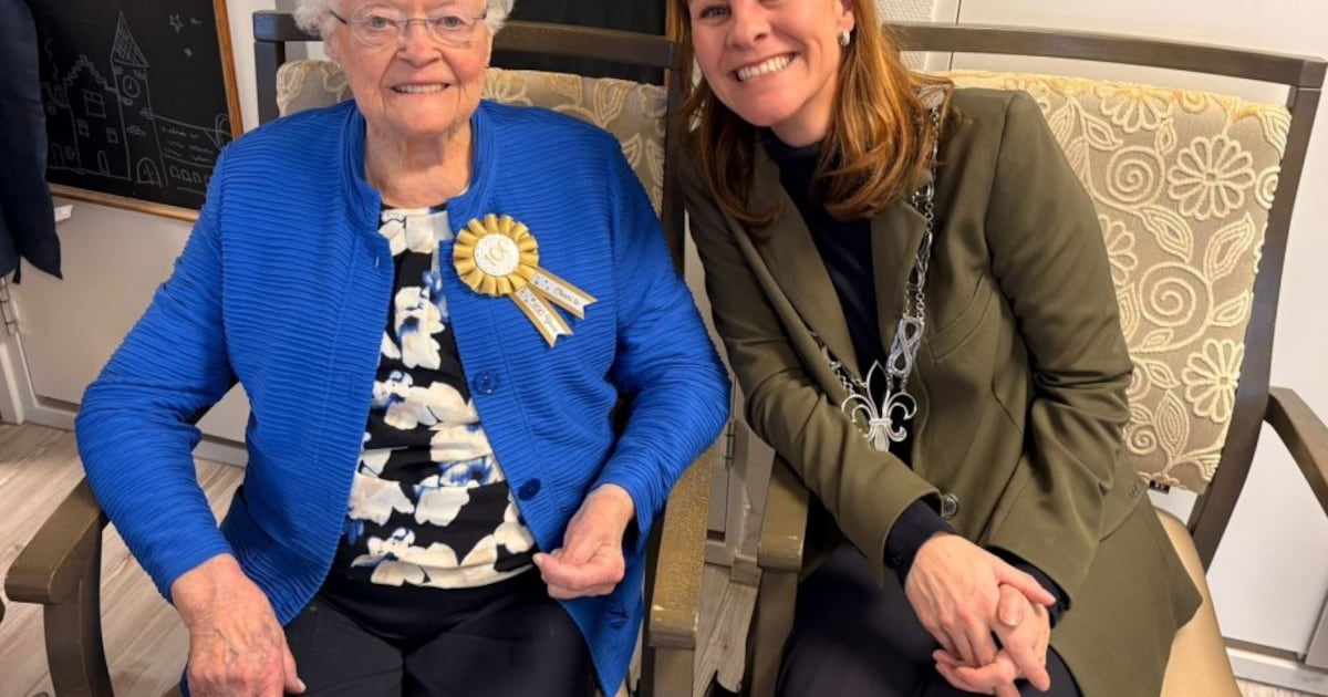 Mevrouw Van Ginkel - van de Hee uit Scherpenzeel viert 100ste verjaardag