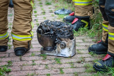Brand in schuurtje in Barendrecht na ontploffing