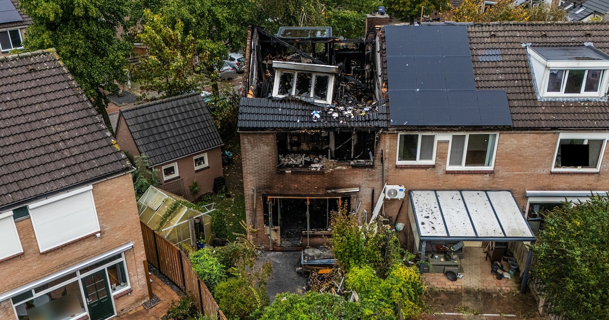 Enorme schade zichtbaar na fatale woningbrand in Doesburg, pand gestut ...