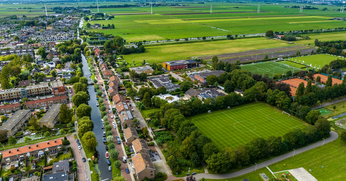 Vaker verkeerscontroles, maar Alphen wil nieuwe woonwijk met 64 huizen in Hazerswoude niet uitstelle