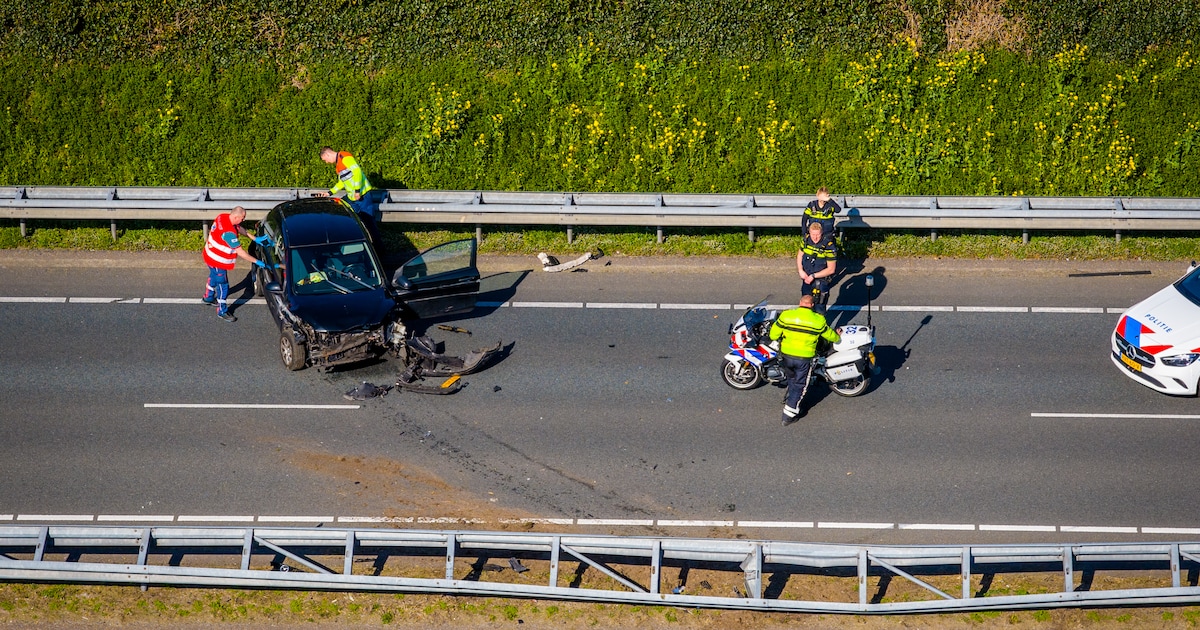 N11 dicht tussen Bodegraven en Alphen aan den Rijn door ongeluk