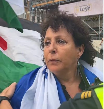 Tieren en schelden tussen Utrechts raadslid Yvonne Hessel en pro-Palestina-demonstranten: ‘Fuck you!