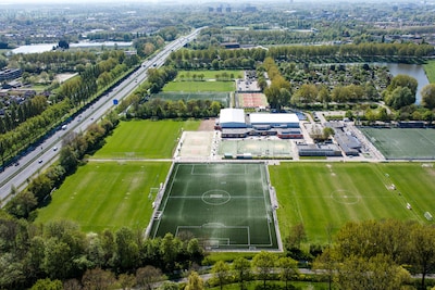 Onrust onder Dordtse sportclubs over gevolgen van aanleg Stadspark XXL: ‘Onze parkeerplaats wordt wa