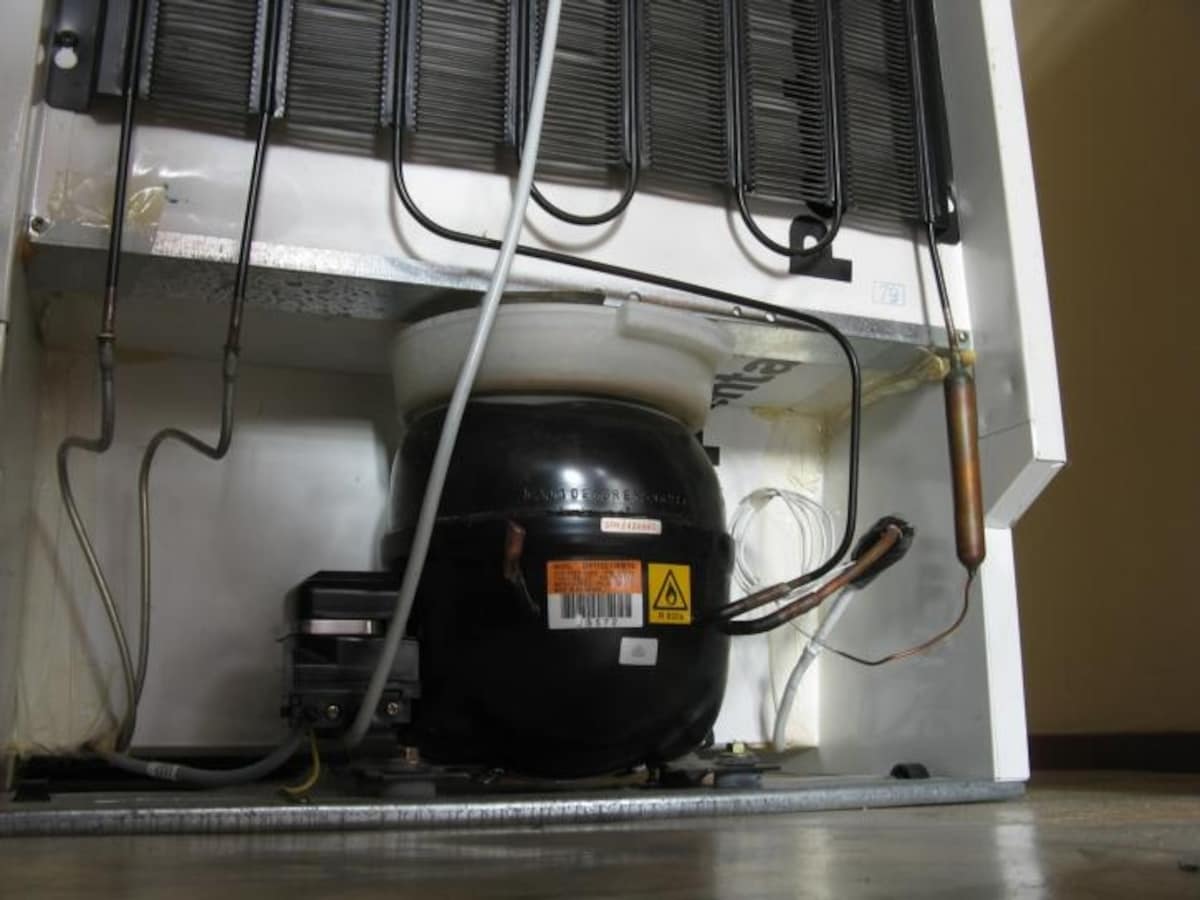 achterkant koelkast schoonmaken