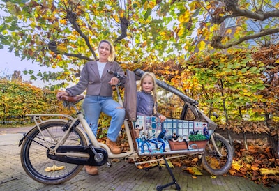 Momfluencer van acht kids is klaar met onlinehaat en bedreigingen aan huis: ‘Ze wensten dat onze oudste zich doodrijdt’