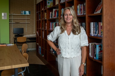 Tieners lezen weer slechter, maar deze docent heeft een oplossing: 25 minuten lezen per dag
