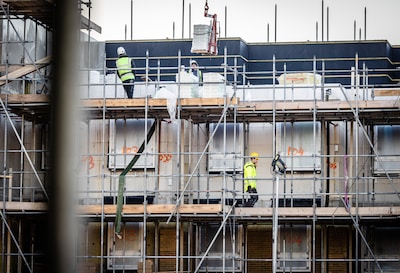 Rijssense bouwgigant Roosdom Tijhuis tekent voor megaklus in Hoeksche Waard