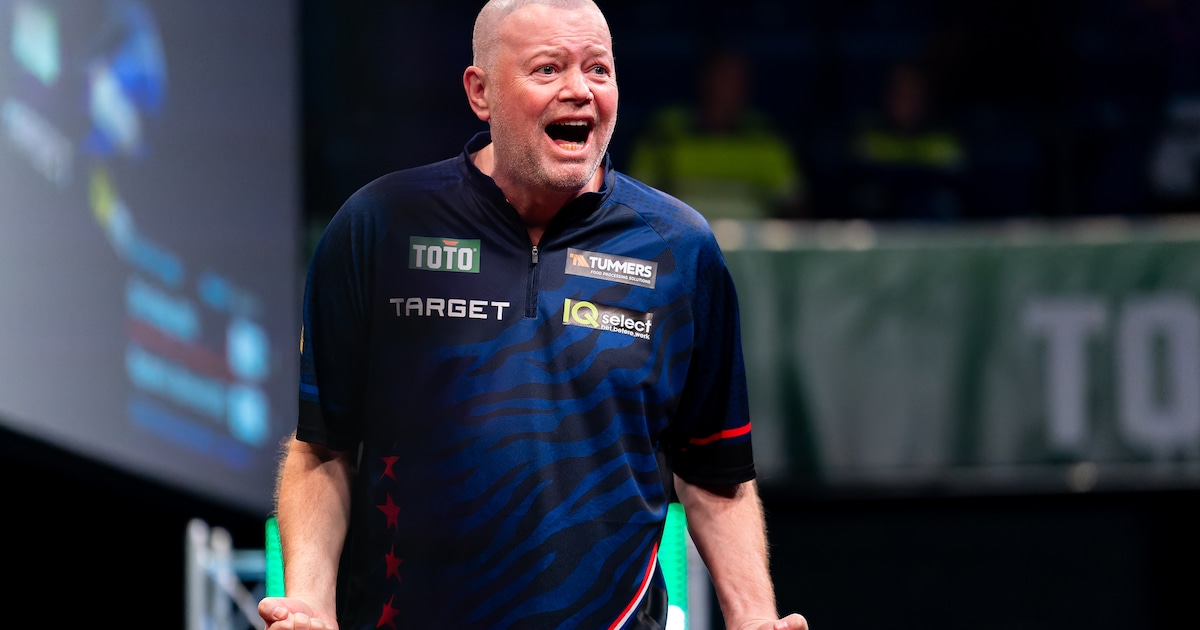 Raymond van Barneveld op het WK darts? Nederlander zet stap in de goede richting