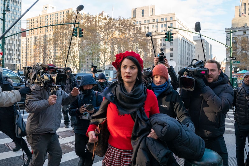 Slachtoffer Jeffrey Epstein, dat inmiddels in Friesland woont, schikte ...