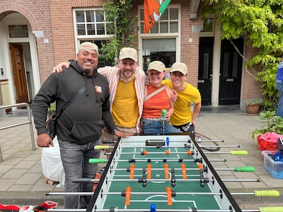 These foosball pros gave Amsterdammers a hard time at the flea market
