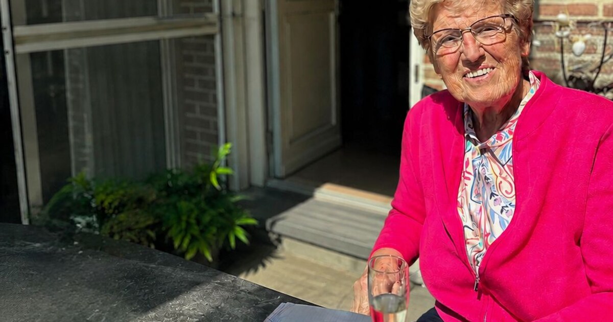 Riet (85) ging altijd door, want de supermarkt was haar lust en haar leven