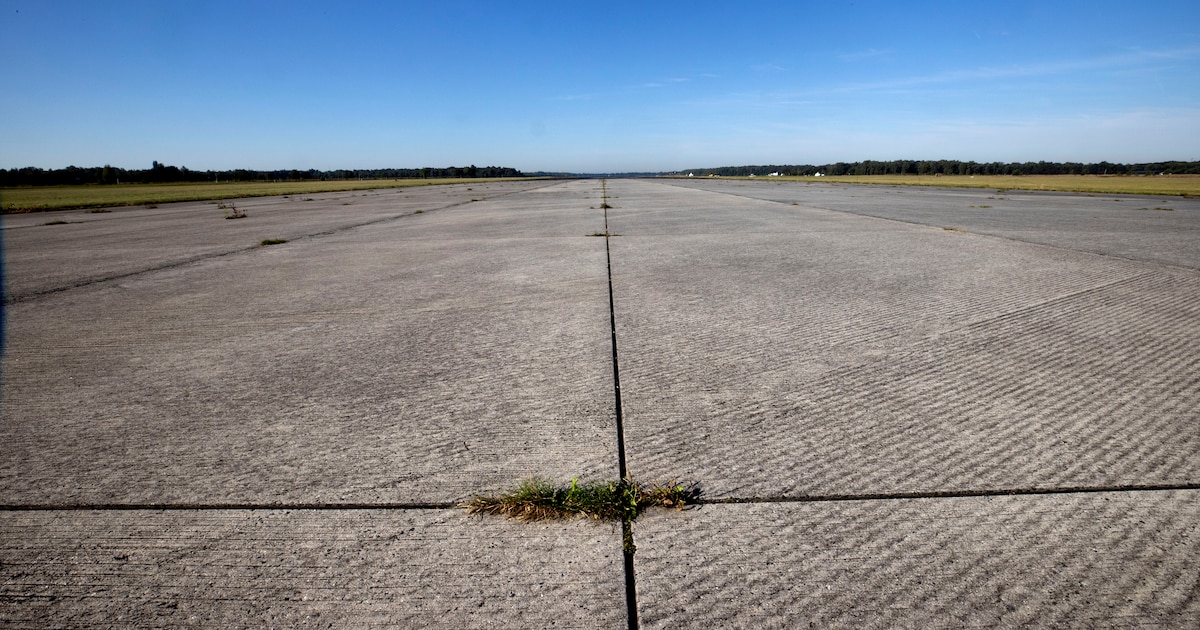 Druk op Defensie neemt toe: drainage op vliegbasis De Peel stuit op steeds meer verzet vanwege de ri