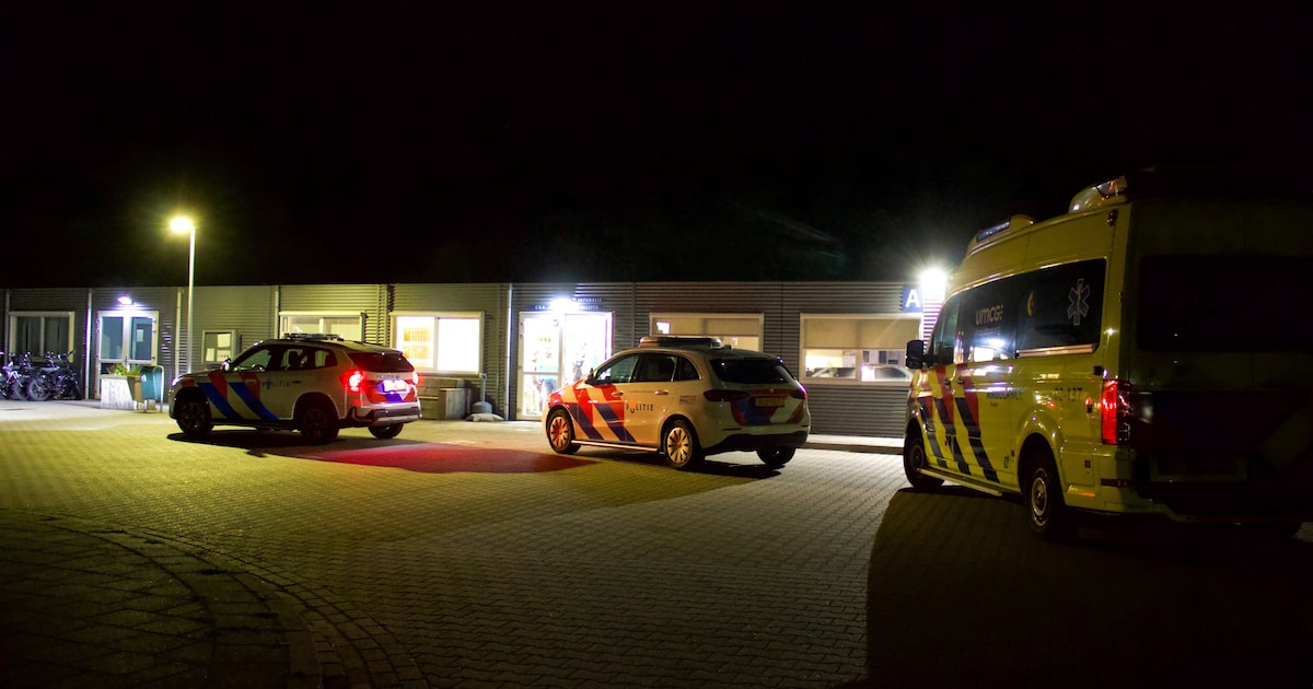 Steekpartij op terrein AZC aan Jancko Douwamastraat in Sneek, man (27) aangehouden