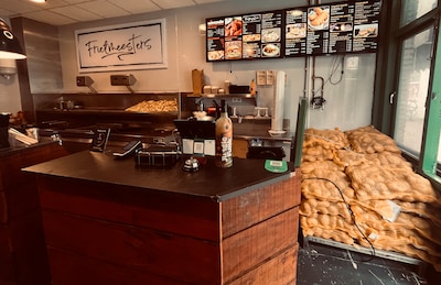 Craving a greasy snack? 7 fry shops in Haarlem city center
