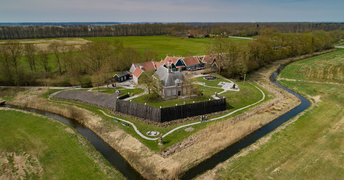 Expositie over het landschap van Schokland in museum