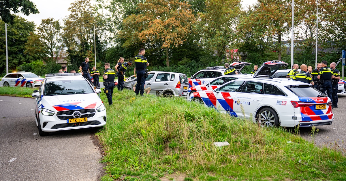 Minutenlange achtervolging in Ridderkerk leidt tot twee aanhoudingen