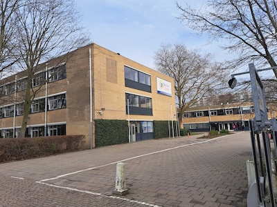 Verslagenheid op Grotius College: omgekomen jongen (16) was leerling van de school