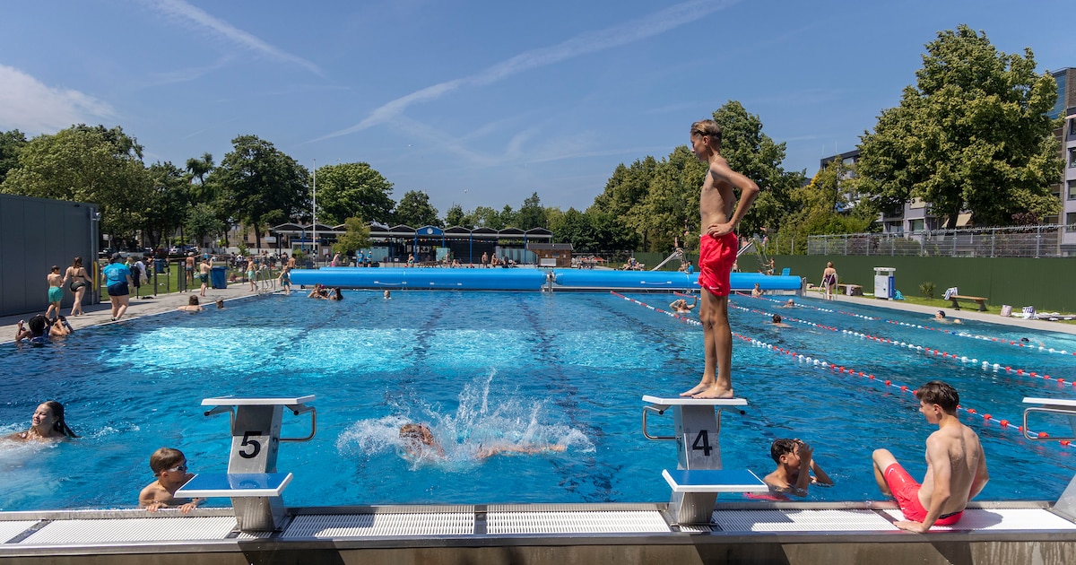 Vernieuwd zwembad De Waterman draait topjaar: veel meer bezoekers dan voorheen