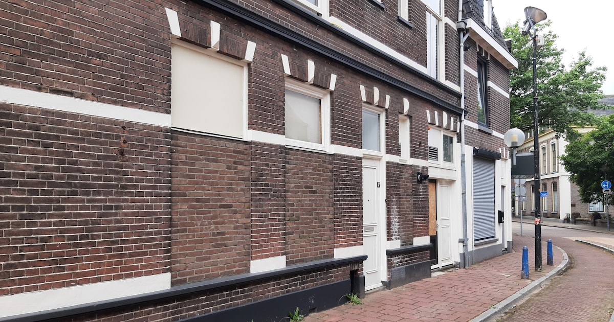 Aha! Daarom zijn in Almelo soms ramen dichtgemetseld
