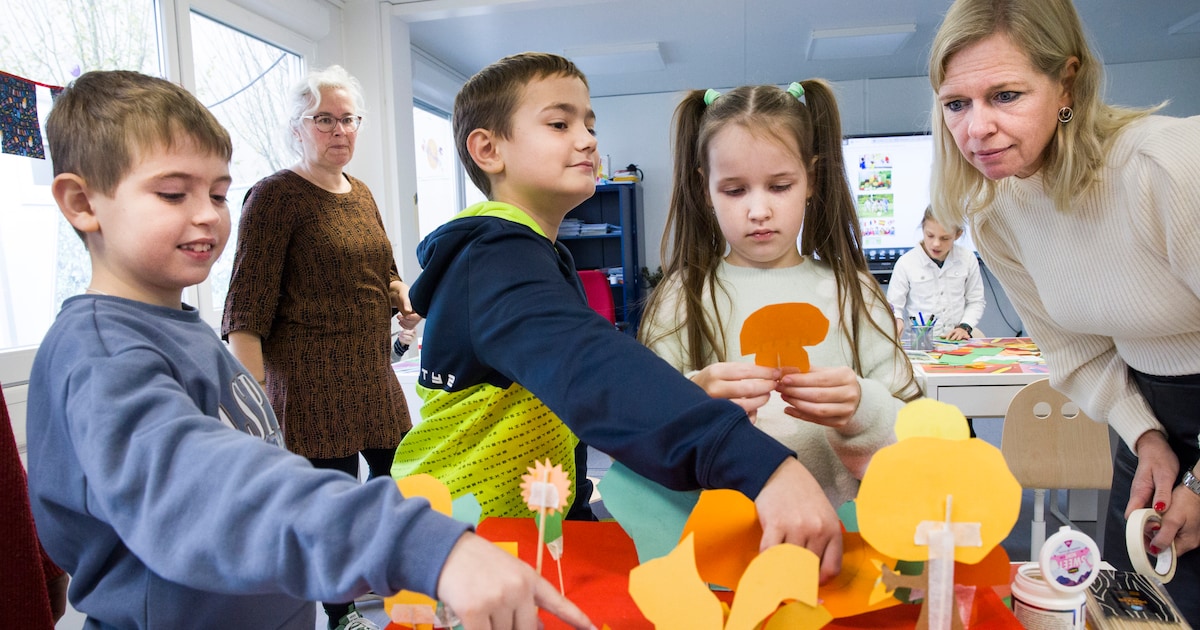 ‘Nadat we stickers met het cyrillische schrift op laptoptoetsen plakten ...
