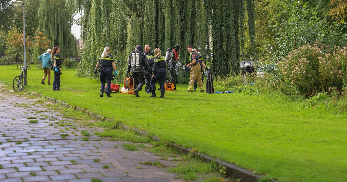 Lichaam aangetroffen in siervijver in Oostzaan