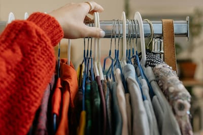 Kinderkleding en speelgoed verkopen in Oosterbeek