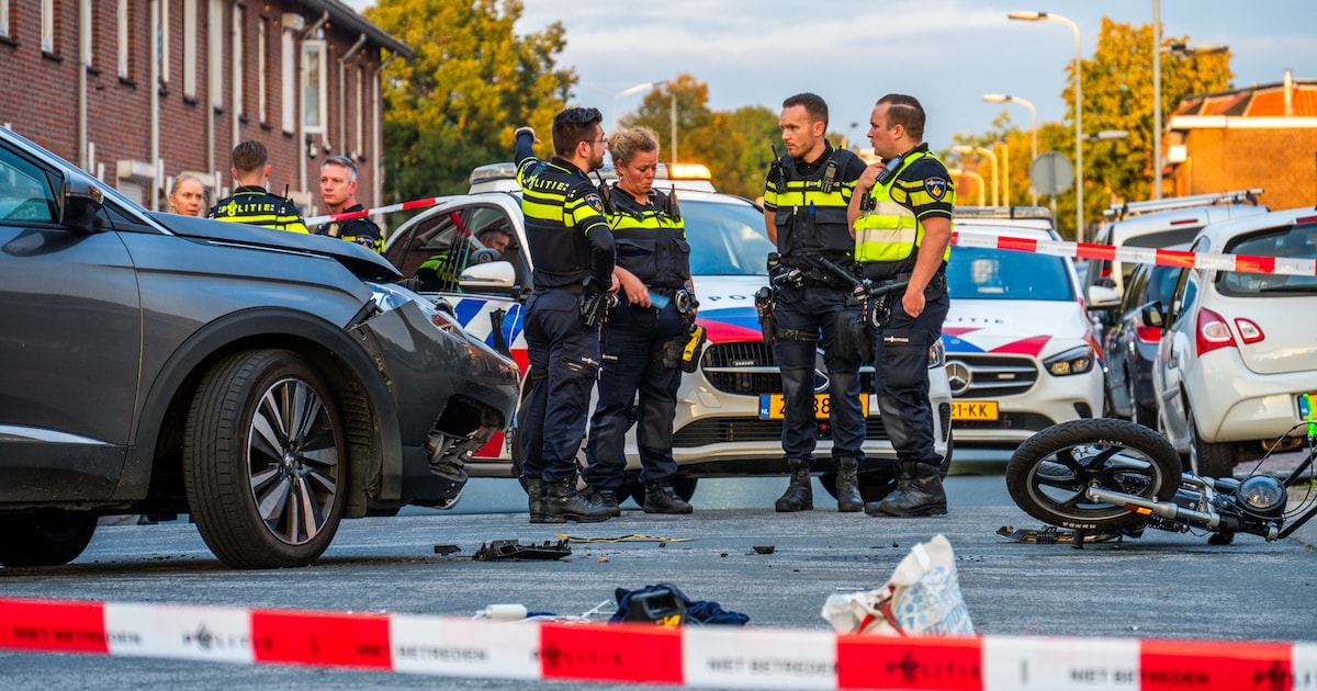 Beschonken bromfietser zonder rijbewijs vlucht na botsing in Breda, bromfiets blijkt gestolen