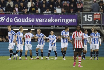 Pijnlijke avond voor Sparta: SC Heerenveen met speels gemak naar riante voorsprong