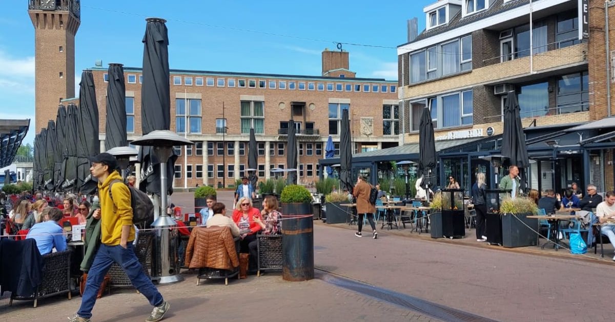 Zon op je bakkes! Op deze kaart zie je op welke terrassen in Hengelo de zon nú schijnt