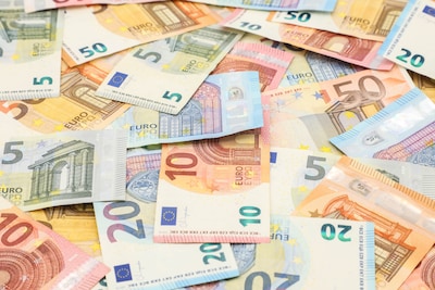 Helft van Wageningers heeft geldzorgen: Schuldhulpmaatje wil taboe doorbreken